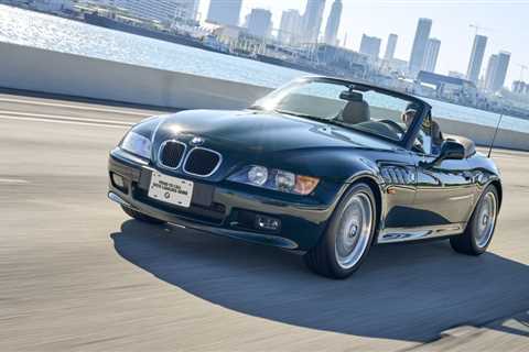 BMW Z3 and Z4 Retro Review: Celebrating roadsters and clown shoes