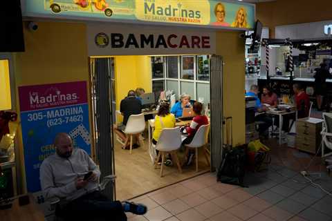 Americans Are Signing Up for Obamacare in Record Numbers