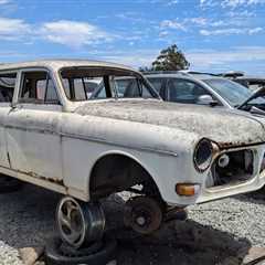 Junkyard Gem: 1965 Volvo Amazon Wagon