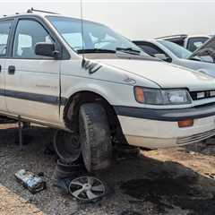 Junkyard Gem: 1993 Eagle Summit LX Wagon