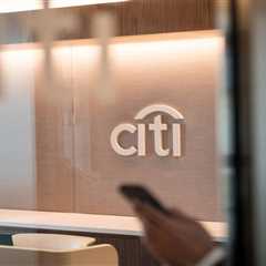 Citi reduces costs, invests in tech