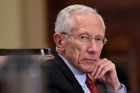 Stanley Fischer, Who Helped Defuse Financial Crises, Dies at 81