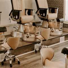 The Insider's Guide to Acrylic Nail Prices in Kalamazoo County, Michigan