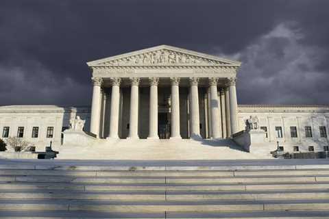 The strange case of the superfluous sentence