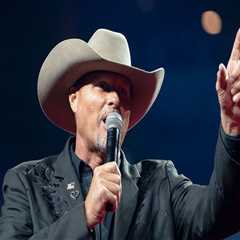 The Benefits of Volunteering for Seniors in Pinal County, Arizona