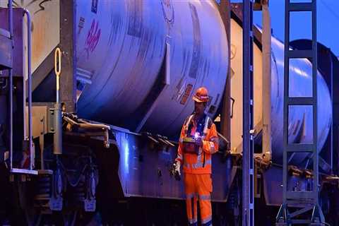 The Connection Between Rail Freight Services and Urban Self Storage Facility Expansion