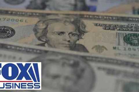 Foreigners are buying, not selling, US securities, expert reveals