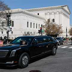 Trump attends birthright citizenship argument